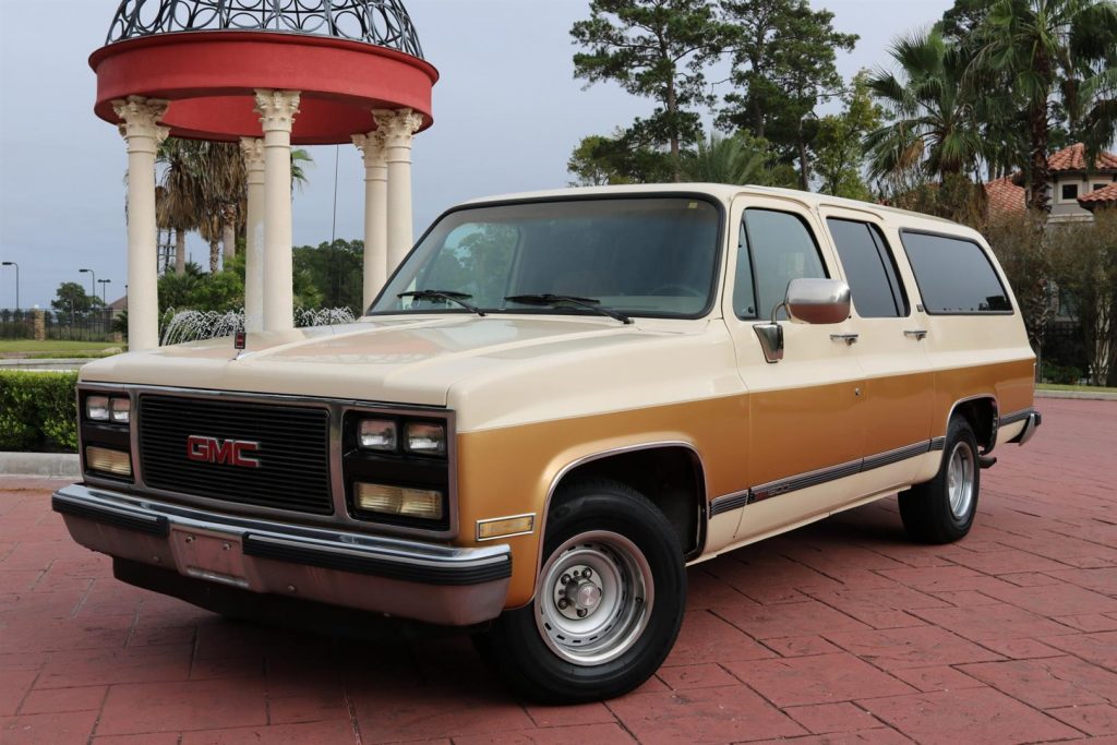 1990 GMC R1500 Suburban SLE