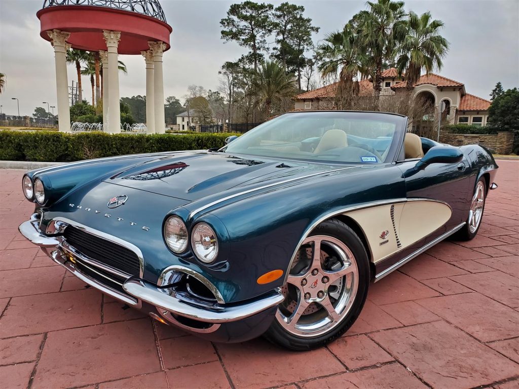2001 CRC Corvette Convertible ('62 Resto-Vette)