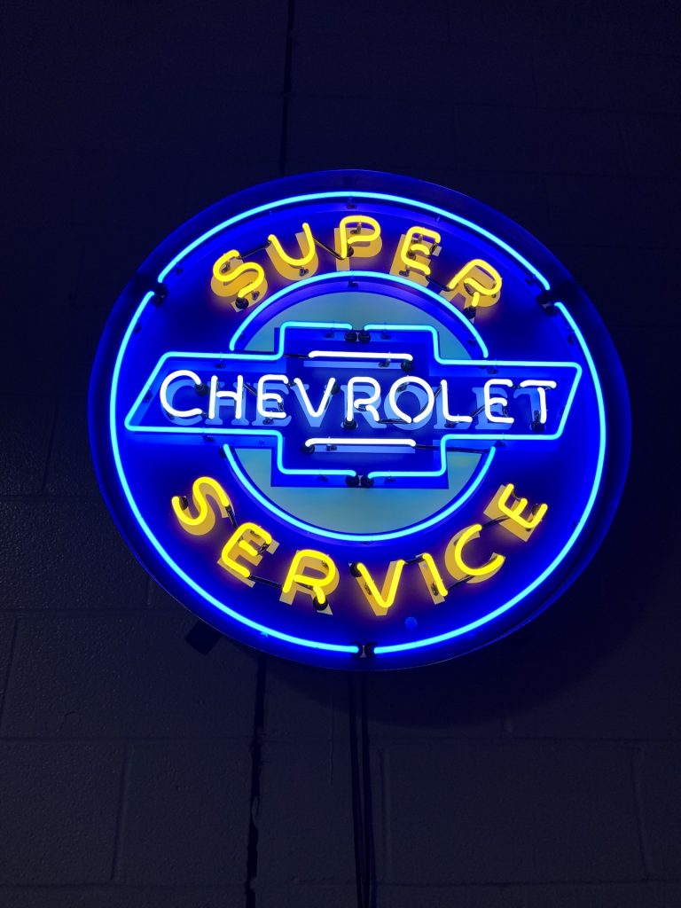 Chevrolet Super Service Neon Sign