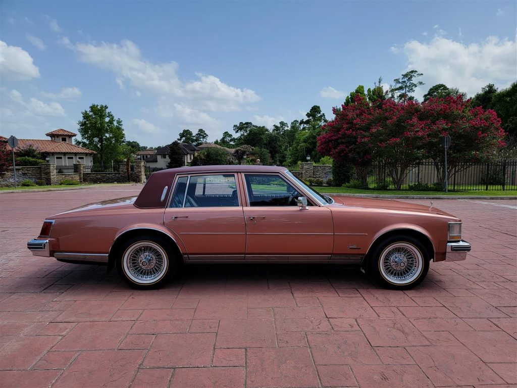 Cadillac seville 5