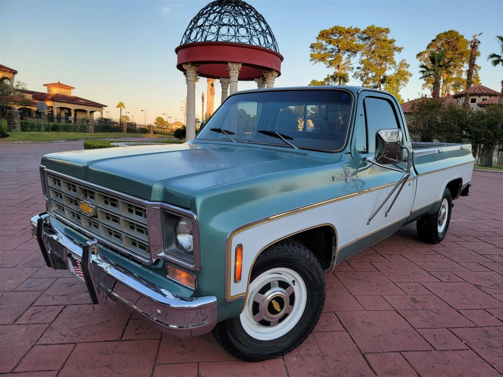 1977 Chevy C20 Silverado LWB – Texas Trucks and Classics