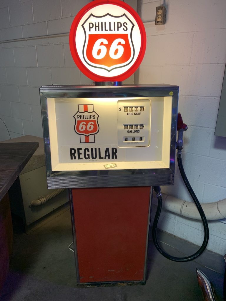 Southwest 300 - Phillips 66 Gas Pump