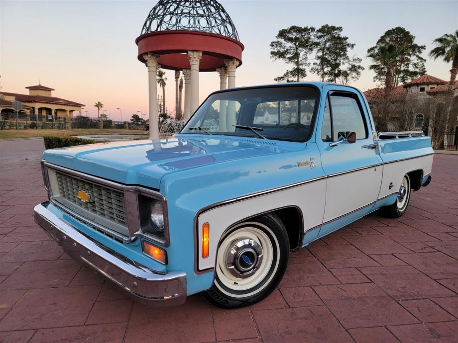 1975 Chevy C10 Silverado – Texas Trucks and Classics