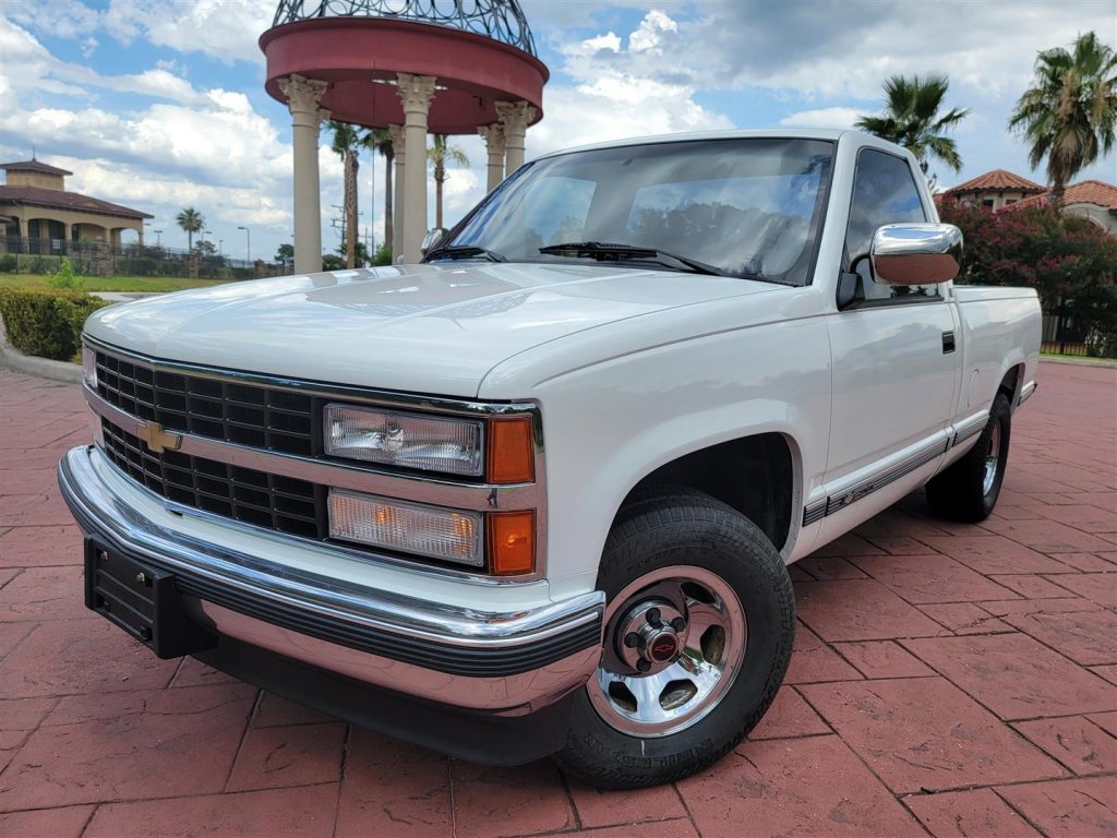 1992 Chevy C1500 Silverado – Texas Trucks and Classics