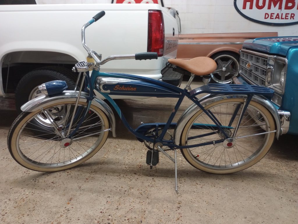 1951 Straight Bar Schwinn Panther Deluxe Tank Bike