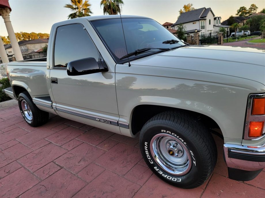 1992 Chevy C1500 Silverado – Texas Trucks and Classics