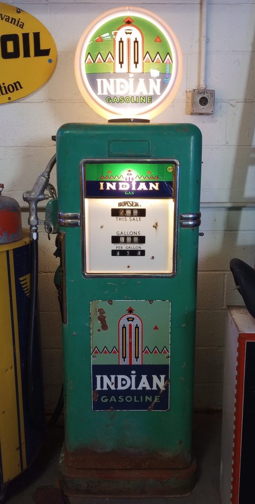 Bowser 595 Indian Gas Pump