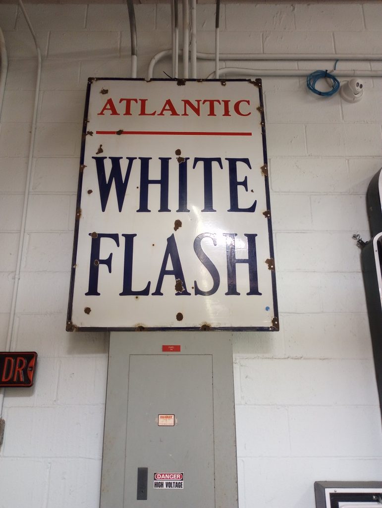 White Flash Sign