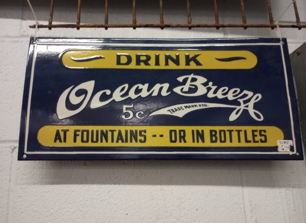 Ocean Breeze Sign