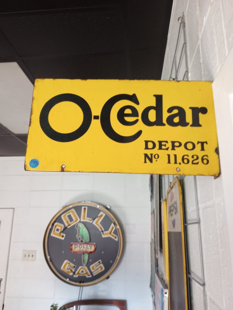 O-Cedar Depo Sign