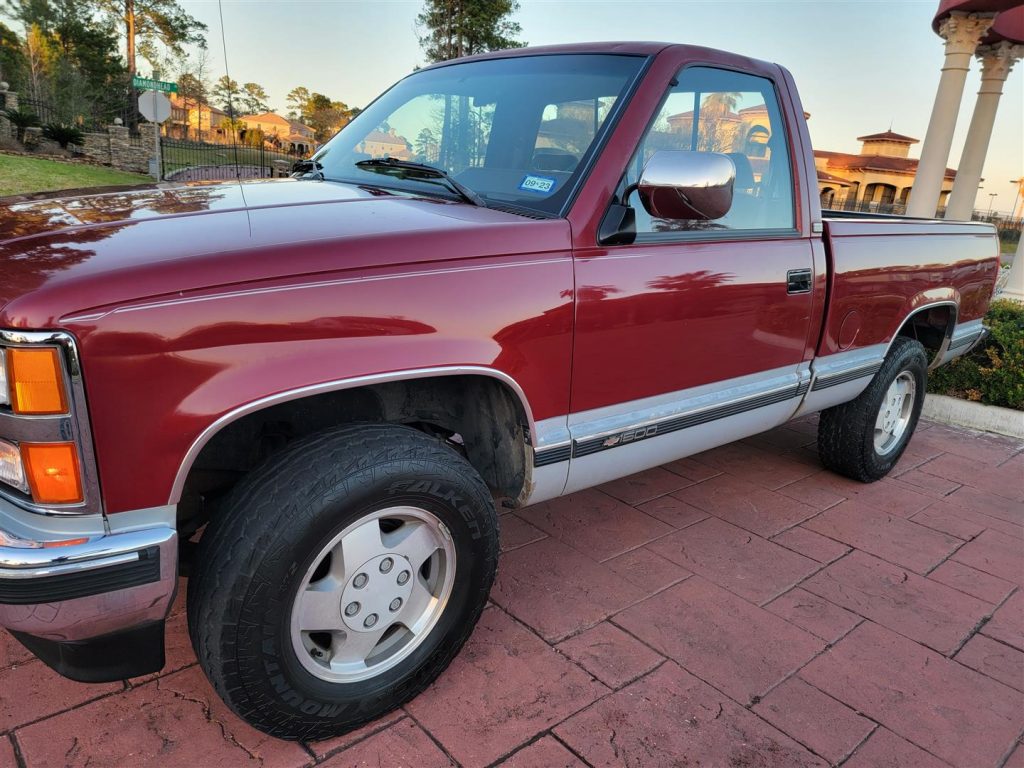1992 Chevy K1500 Silverado – Texas Trucks and Classics