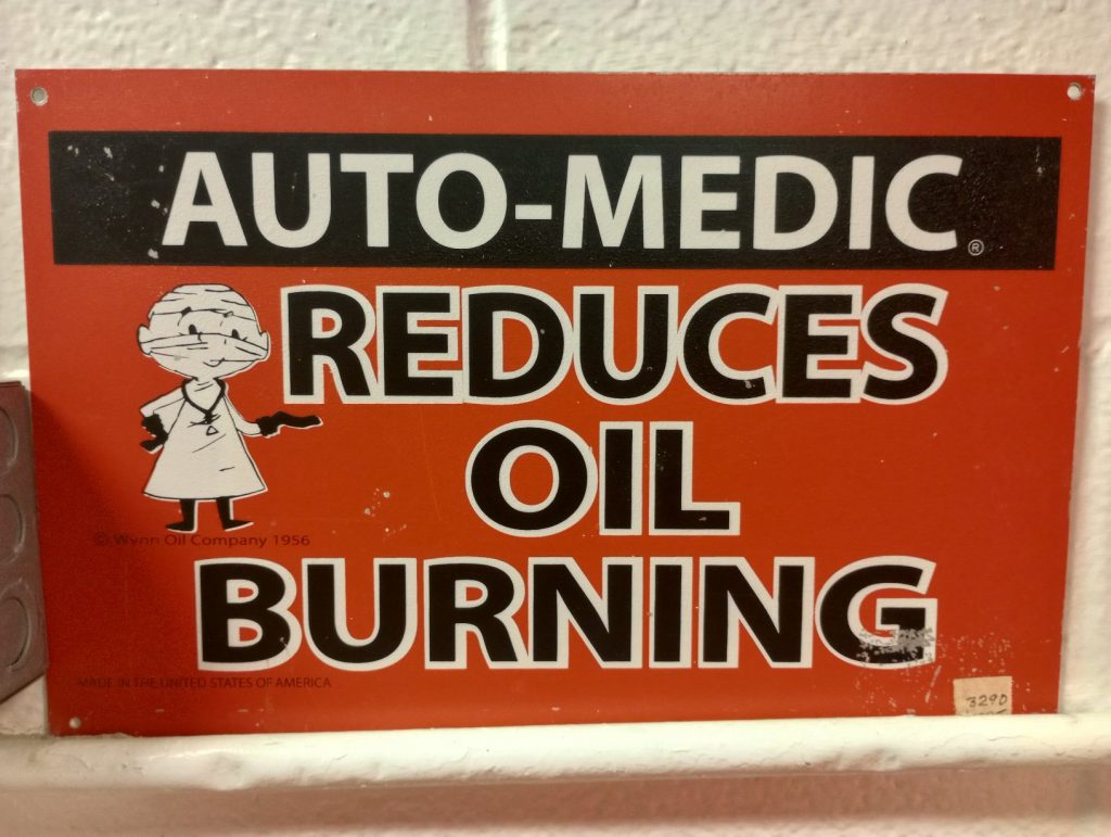 Auto-Medic Sign