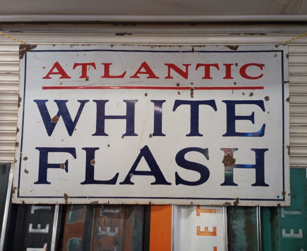 Atlantic White Flash Sign