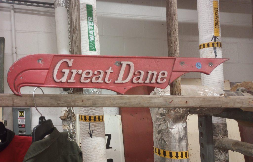 Great Dane Emblem Plate