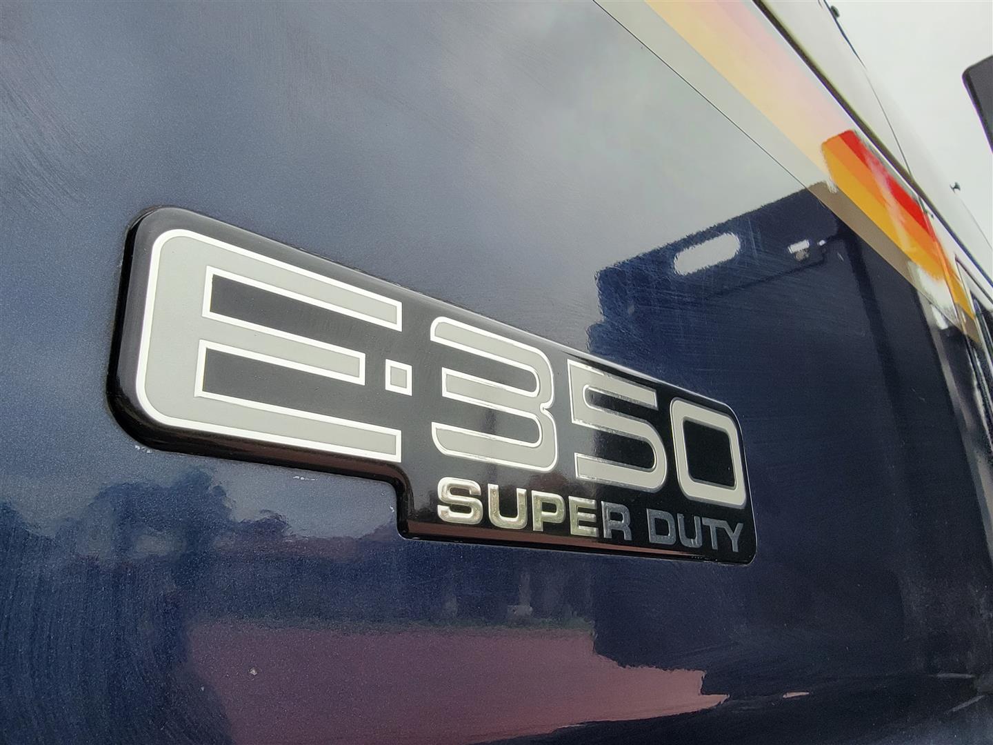 2001 Ford E350 "Overland" Van - Image 10