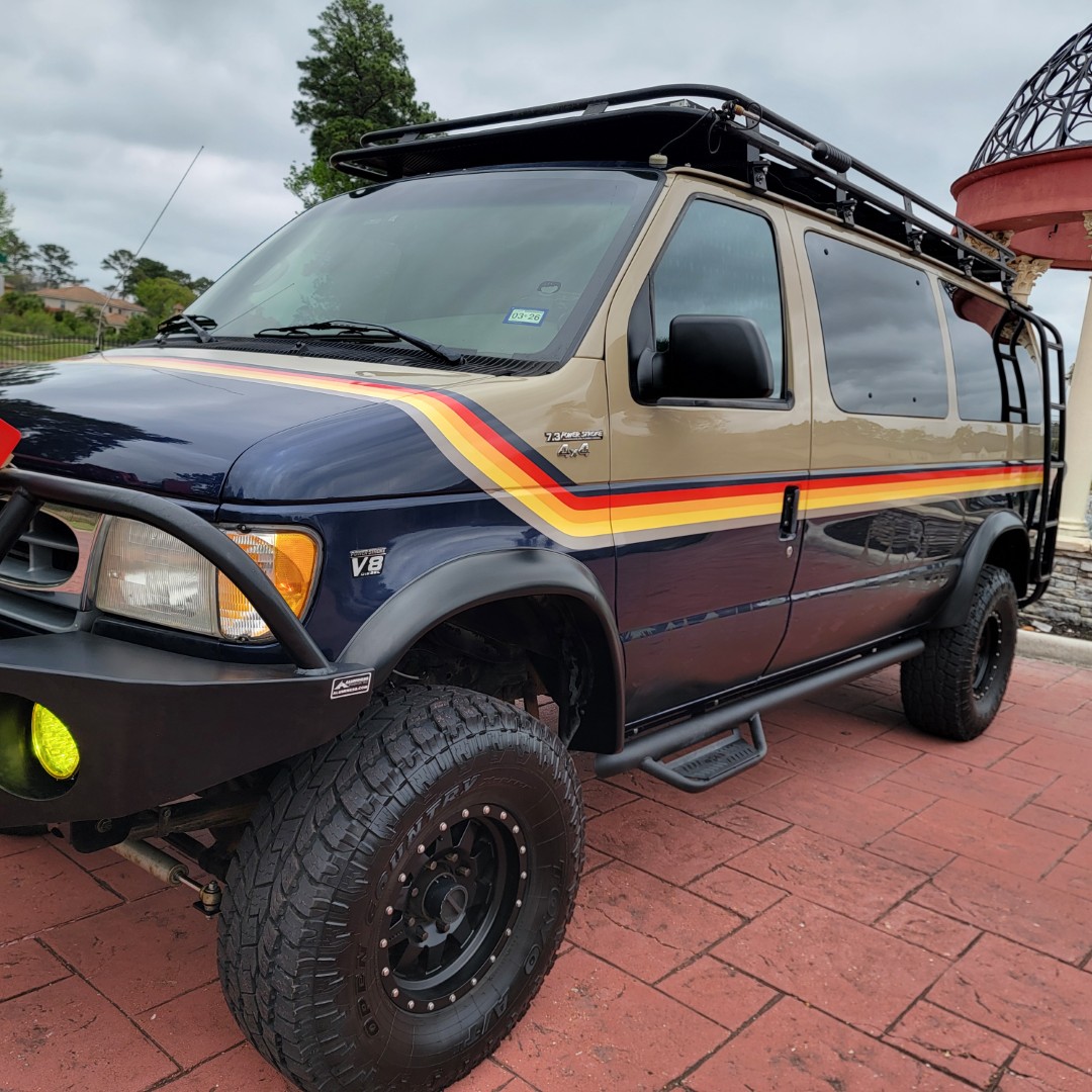 2001 Ford E350 "Overland" Van - Image 14