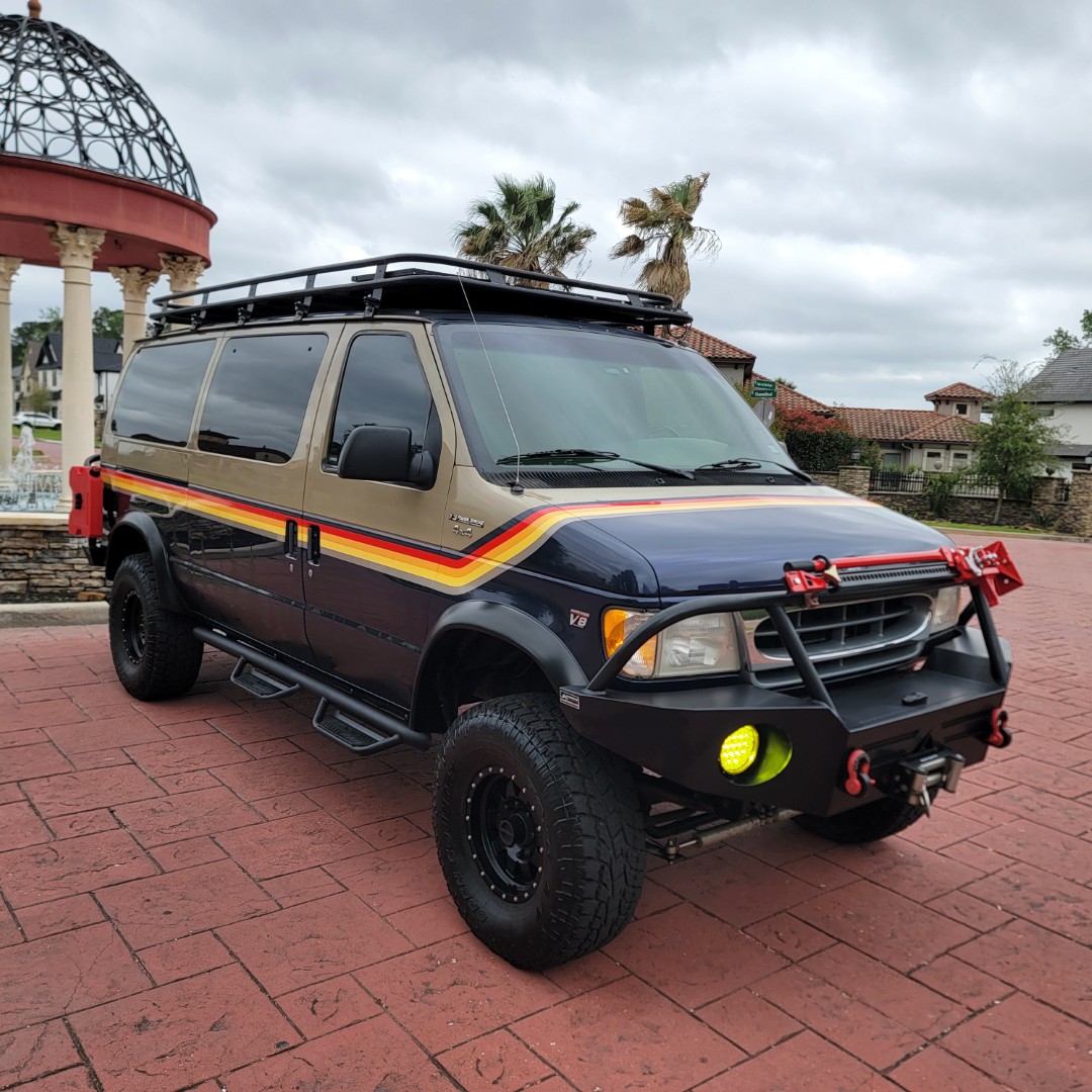 2001 Ford E350 "Overland" Van - Image 18