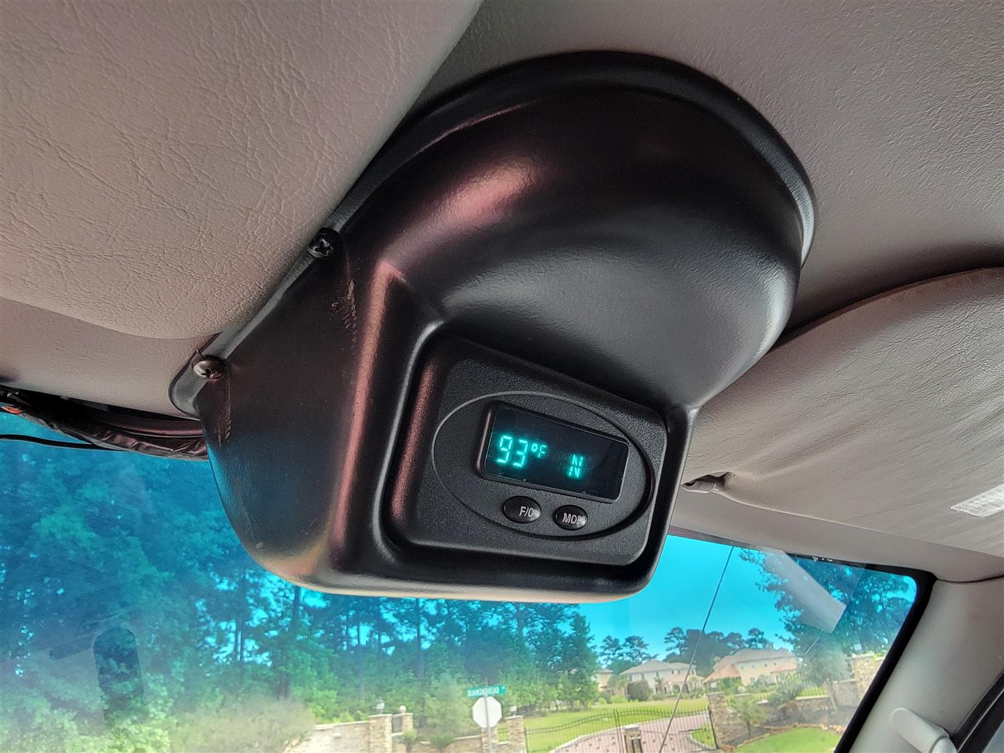 2001 Ford E350 "Overland" Van - Image 29