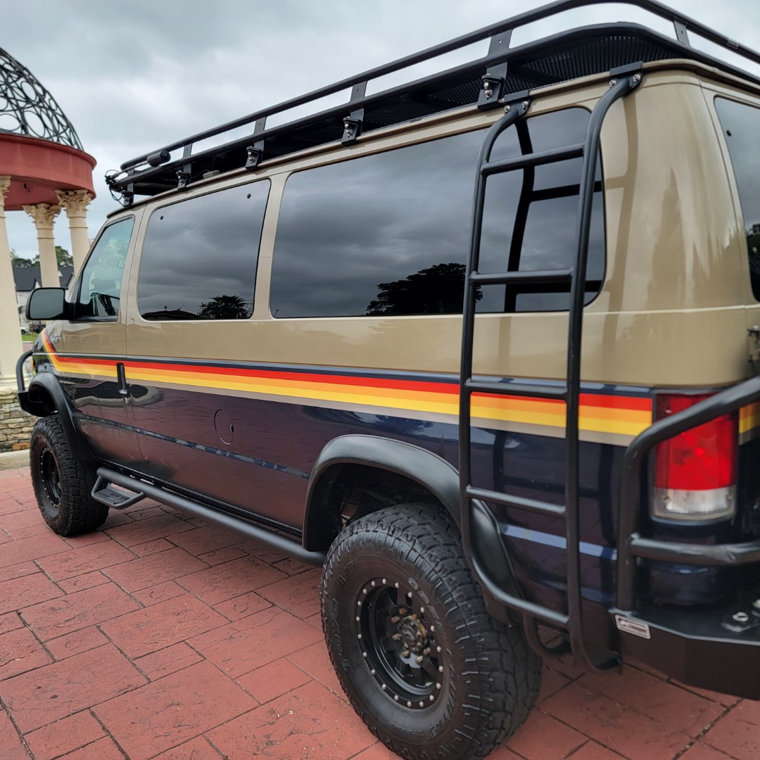 2001 Ford E350 "Overland" Van - Image 36