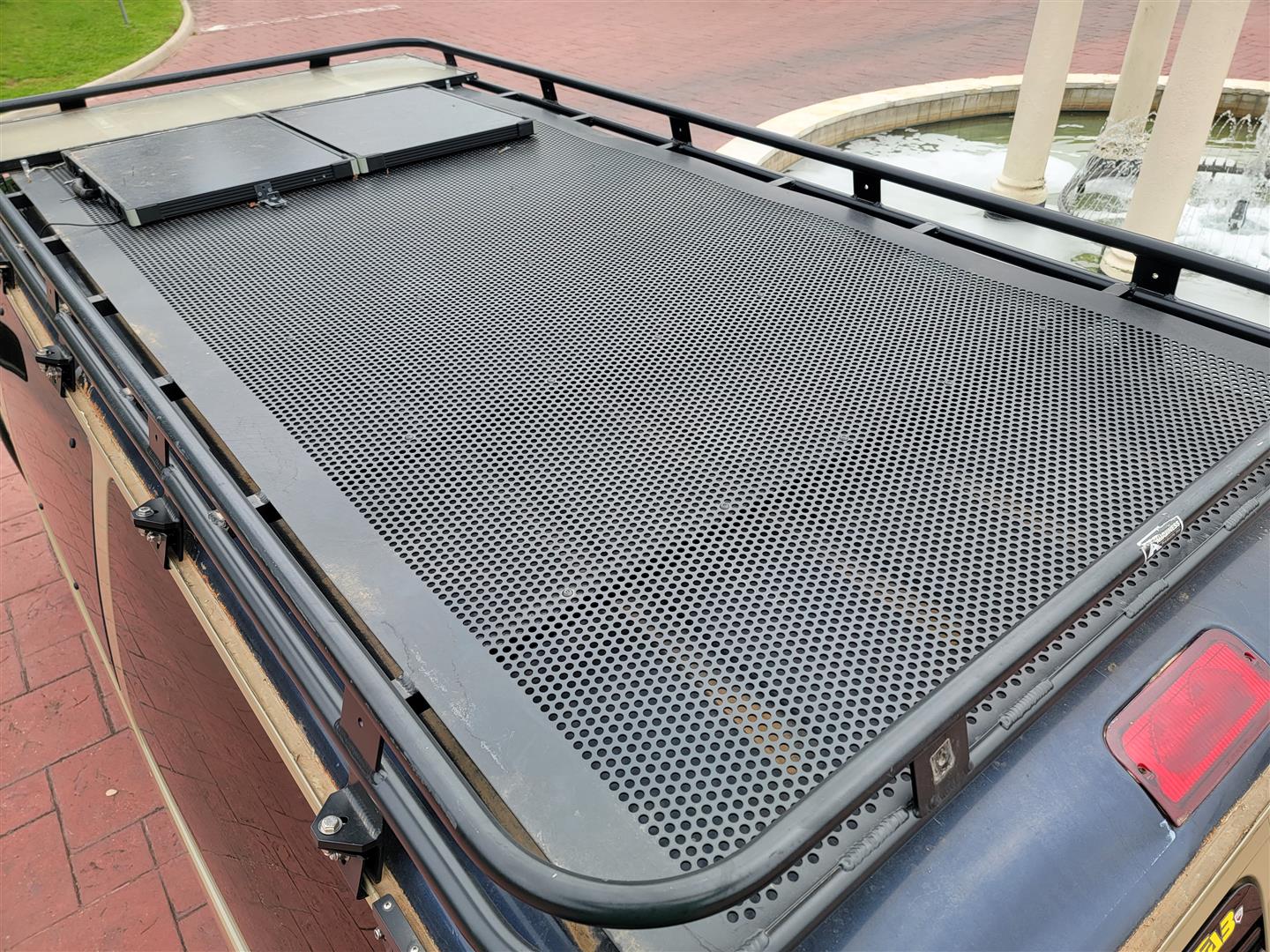 2001 Ford E350 "Overland" Van - Image 39