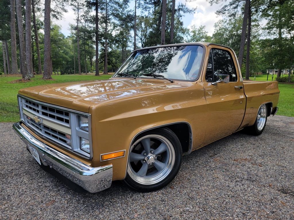 1985 Chevy C10 Silverado – Texas Trucks and Classics