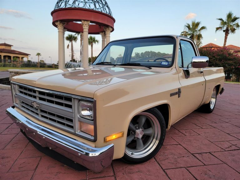 1986 Chevy C10 Custom Deluxe – Texas Trucks and Classics