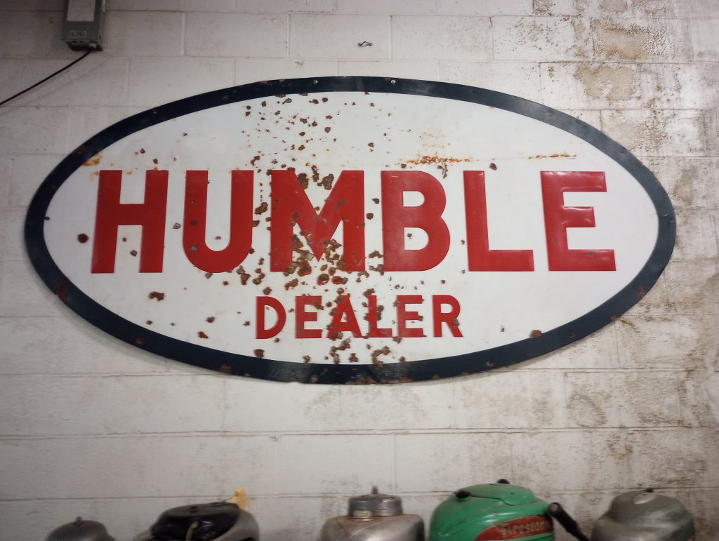 Humble Dealer Sign