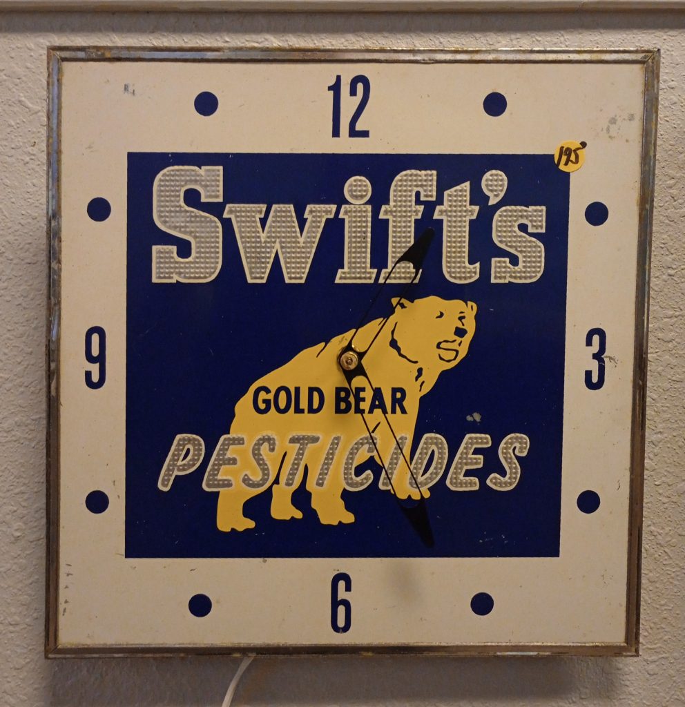 Swift's Gold Bear Clock