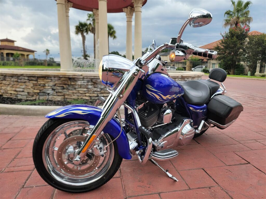 2007 Harley Davidson CVO Road King (FLHRSE3)