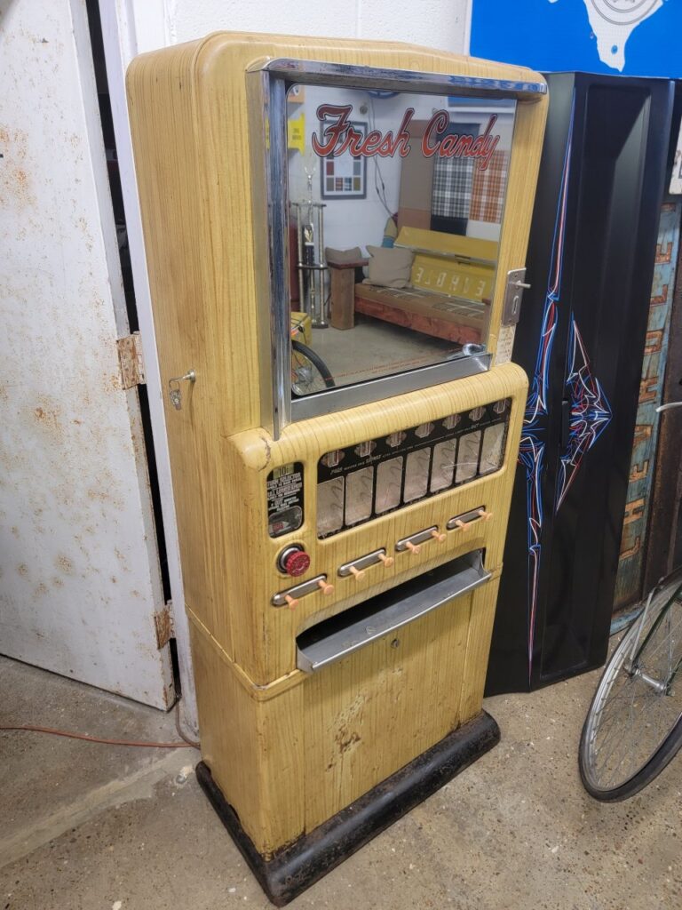 Fresh Candy Vending Machine