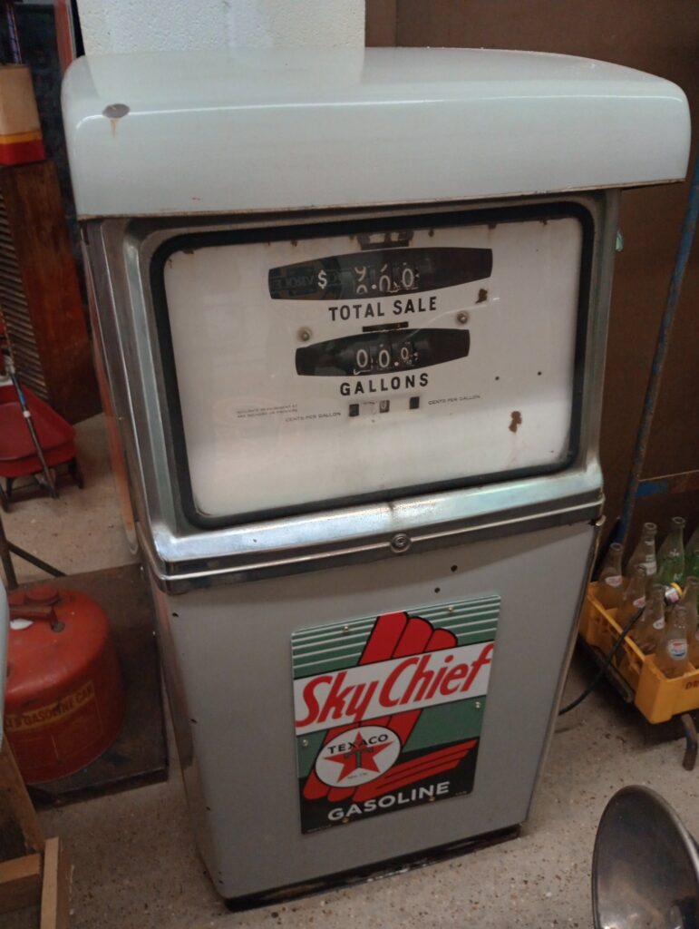Texaco Sky Chief Gas Pump
