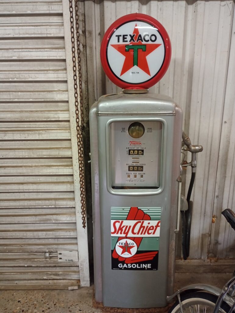Tokheim Sky Chief Gas Pump