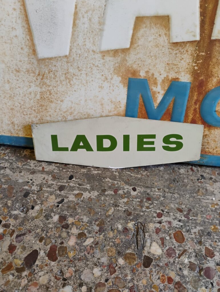 Ladies Flange Sign