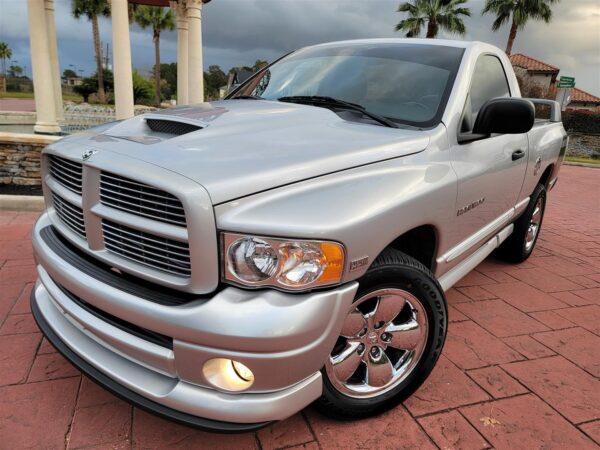 2005 Dodge Ram SLT Daytona