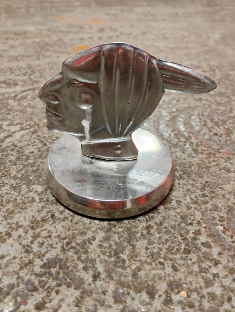 Pontiac Hood Ornament