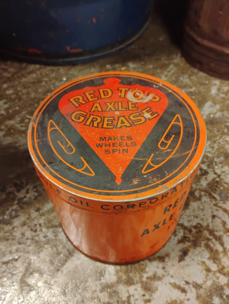 Gulf Red Top Axle Grease Can