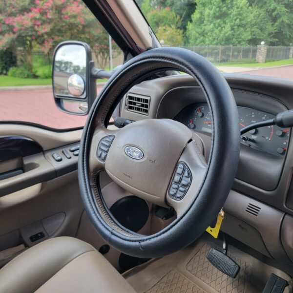 2002 Ford Excursion Limited - Image 38