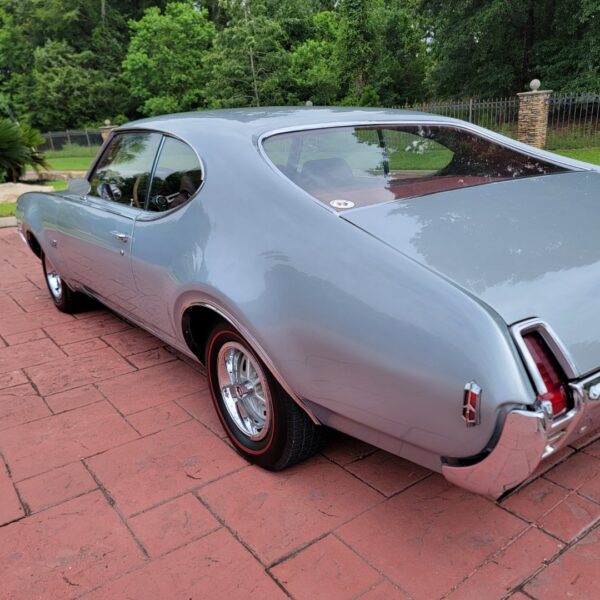 1969 Oldsmobile 4-4-2 - Image 27