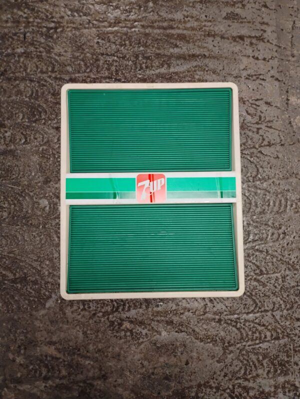 7-Up Menu Board