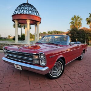 1966 Ford Galaxie 500 7-Litre Convertible