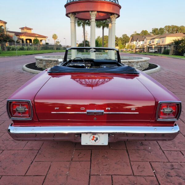 1966 Ford Galaxie 500 7-Litre Convertible - Image 24