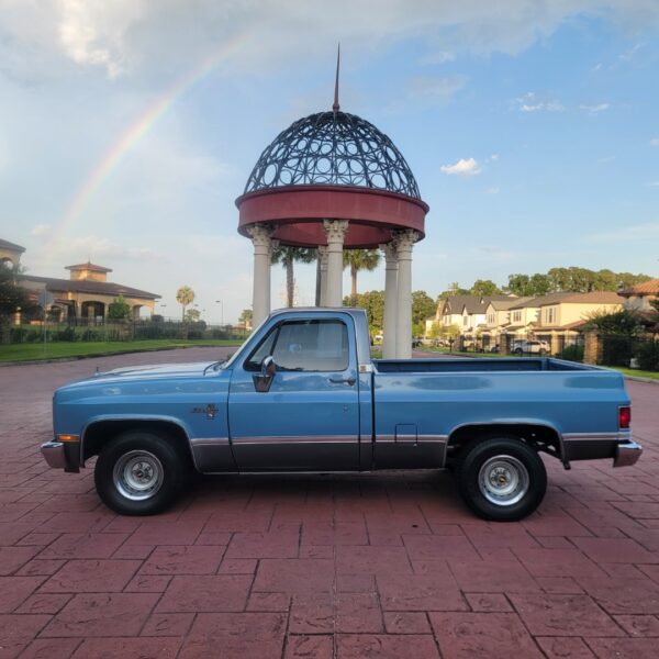 1987 Chevy R10 Silverado - Image 23