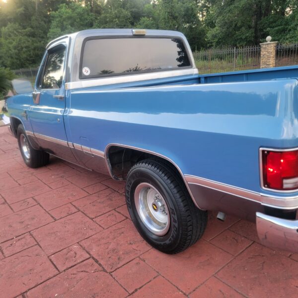1987 Chevy R10 Silverado - Image 31