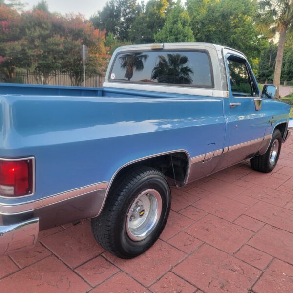 1987 Chevy R10 Silverado - Image 32