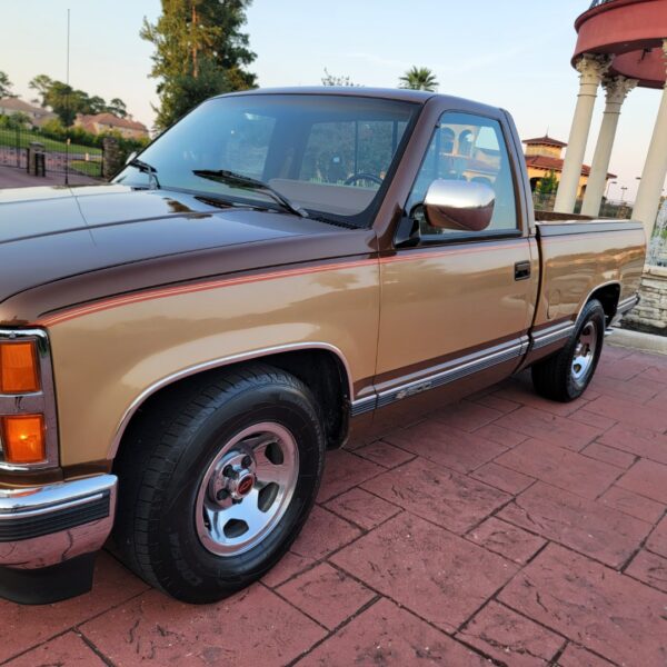 1989 Chevy C1500 Silverado - Image 11