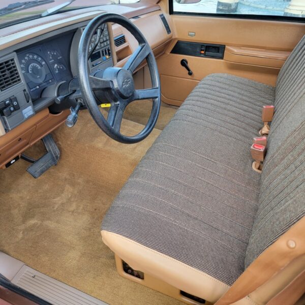 1989 Chevy C1500 Silverado - Image 13