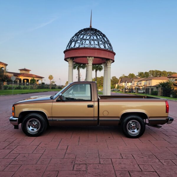 1989 Chevy C1500 Silverado - Image 20