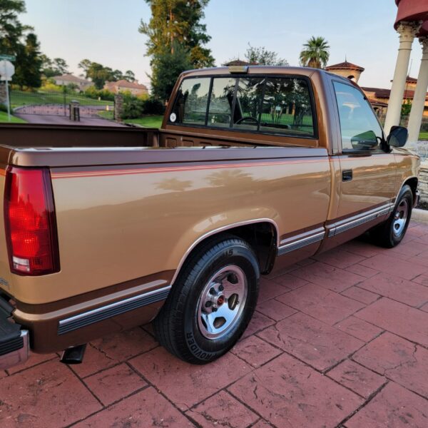 1989 Chevy C1500 Silverado - Image 29