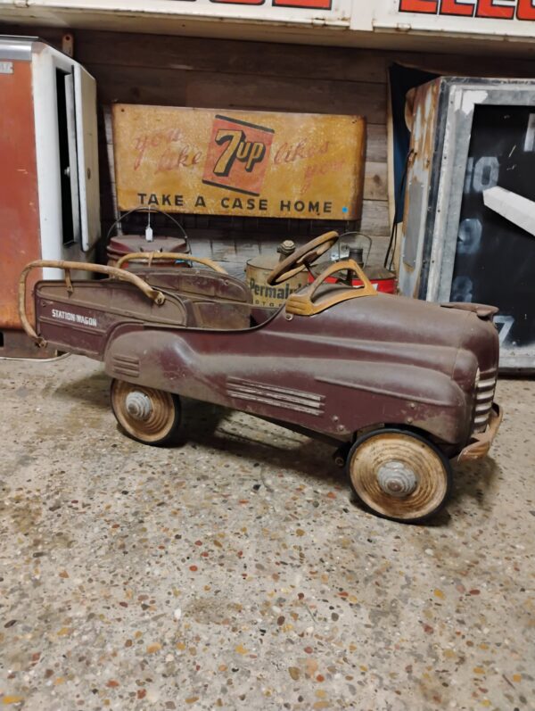 Station Wagon Pedal Car - Image 2