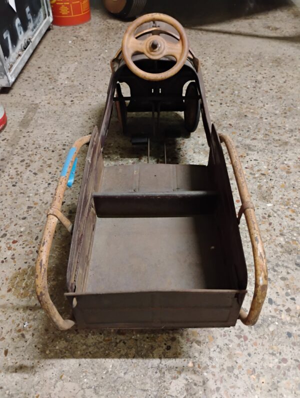 Station Wagon Pedal Car - Image 5